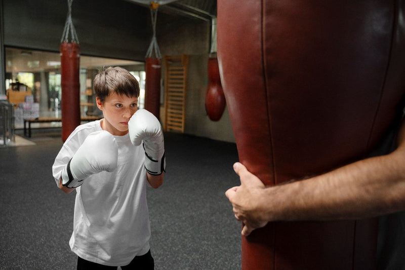 Focus Mitt Mastery for Beginners — A Basic Guide to Holding Mitts Like a Pro